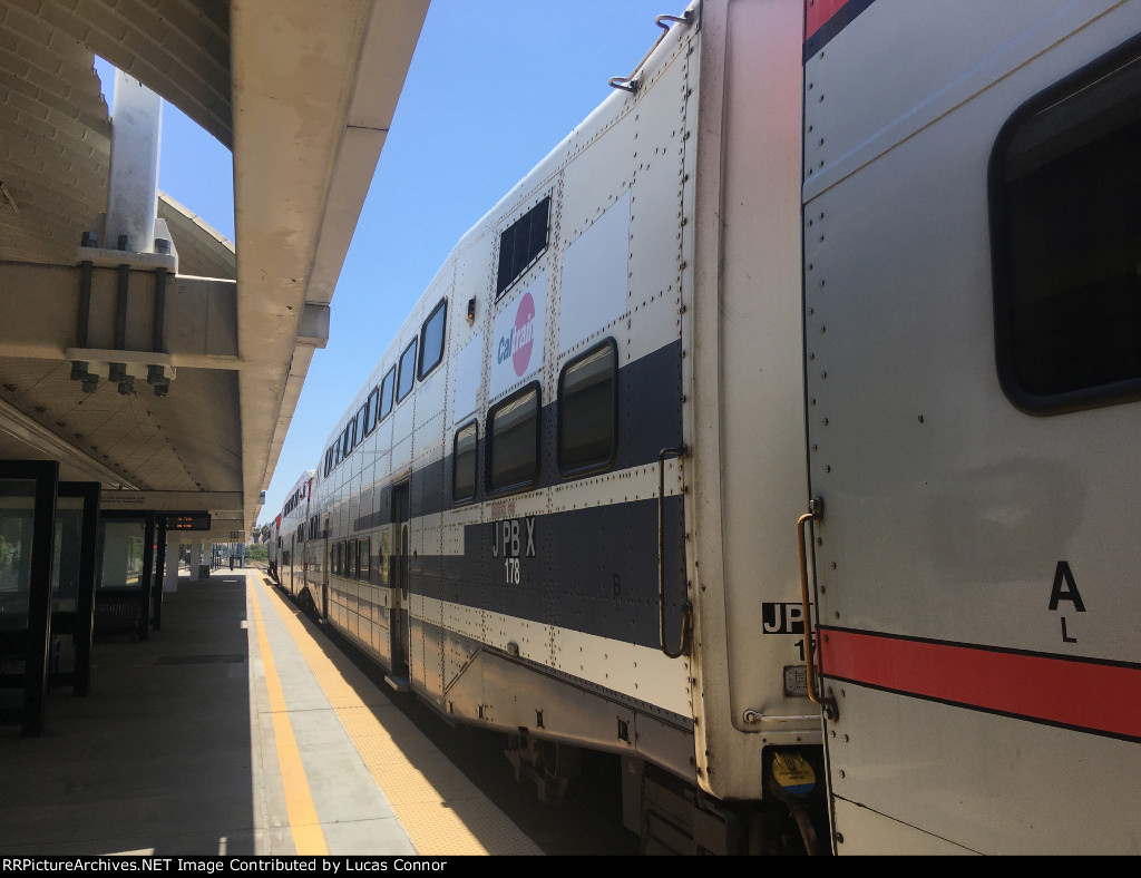 Caltrain 178